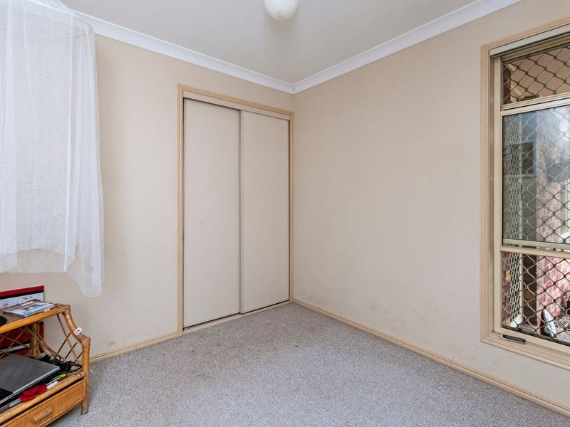 11 Azure Street, Goodna QLD 4300