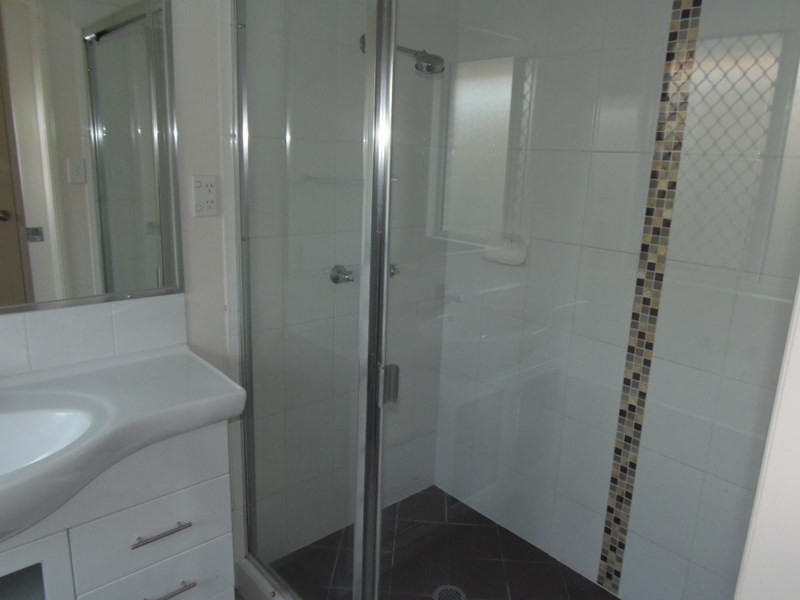 19 Karen Court, Redbank Plains QLD 4301