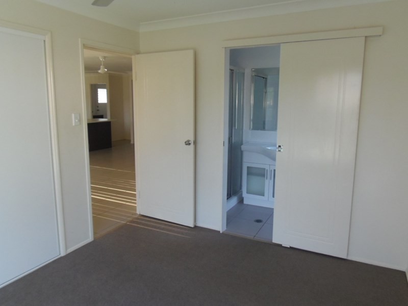 19 Karen Court, Redbank Plains QLD 4301