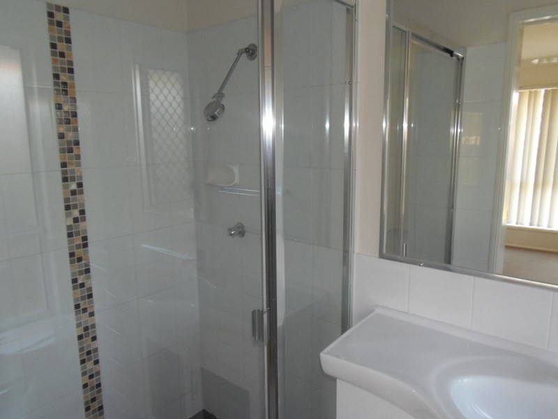19 Karen Court, Redbank Plains QLD 4301