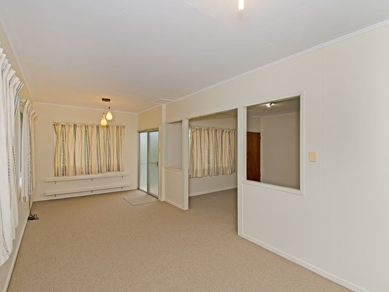 17 Ipswich Street, Riverview QLD 4303