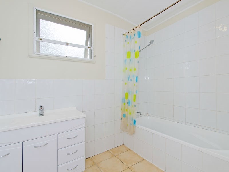 17 Ipswich Street, Riverview QLD 4303