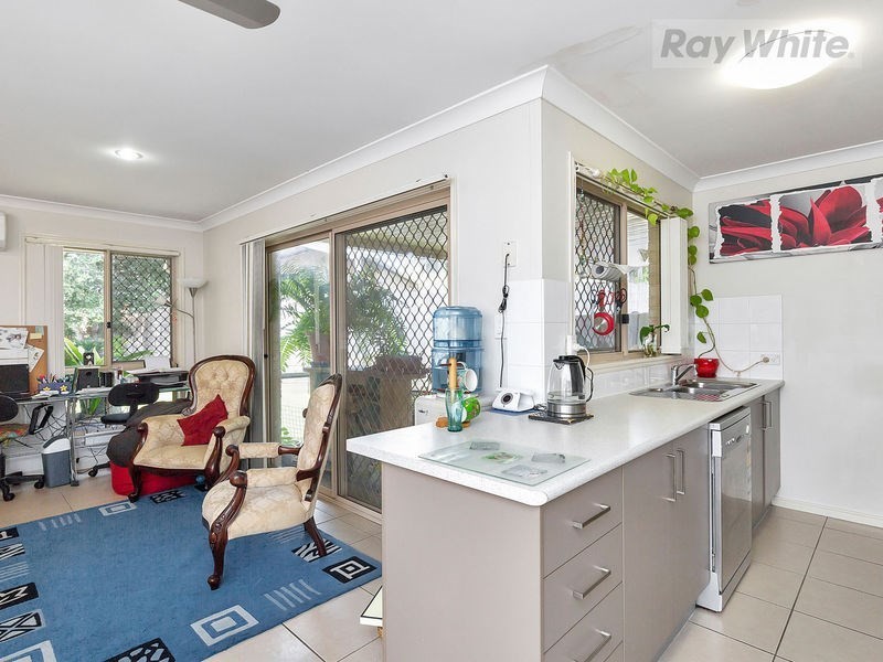 4 Agnes Place, Redbank Plains QLD 4301