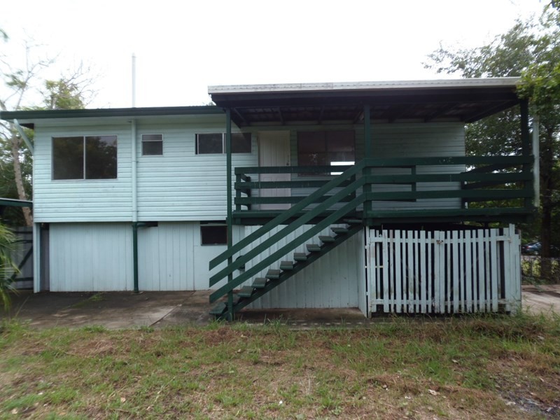 6 Toni Court, Redbank Plains QLD 4301