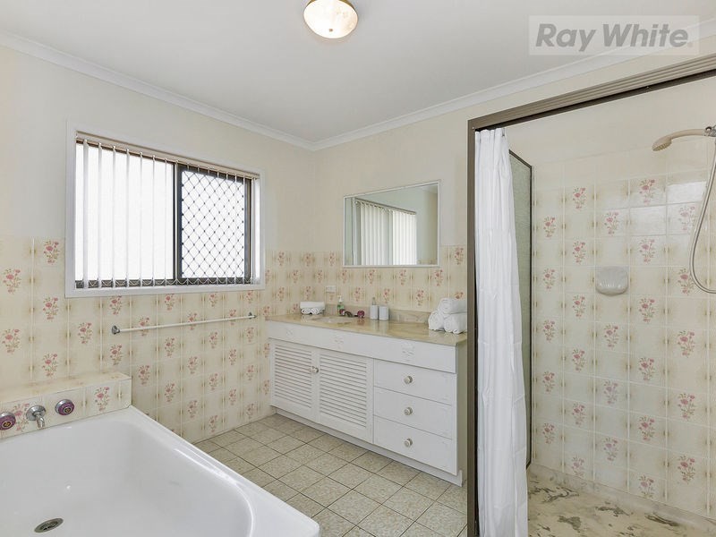 9 Heysen Court, Collingwood Park QLD 4301