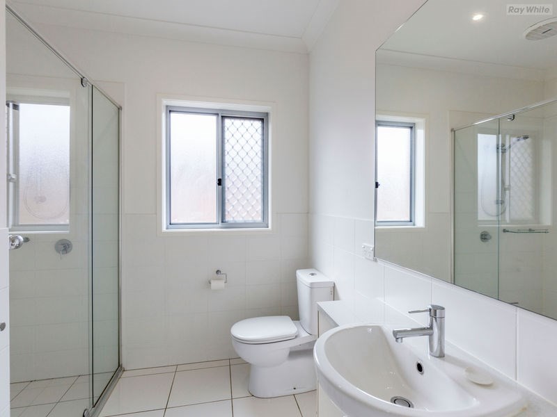 23 Leon Capra Drive, Augustine Heights QLD 4300