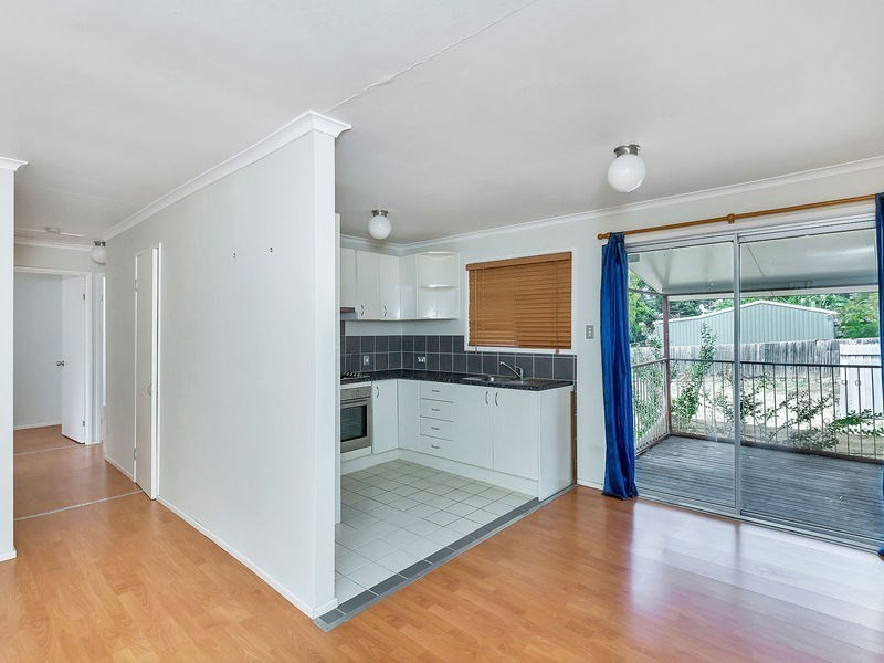 8 Carol Street, Redbank Plains QLD 4301