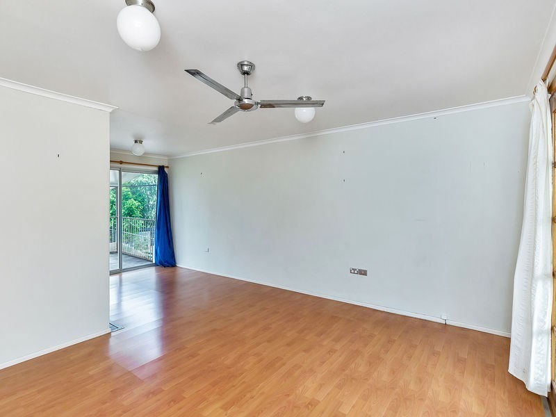 8 Carol Street, Redbank Plains QLD 4301