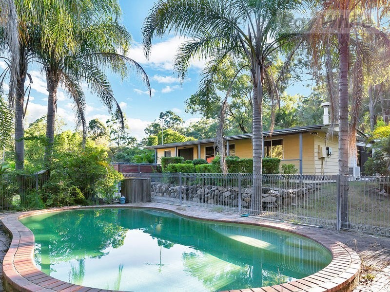 192 Jones Road, Bellbird Park QLD 4300