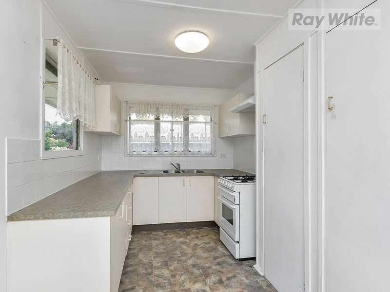 40 Coverack Street, Leichhardt QLD 4305