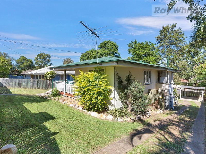 40 Coverack Street, Leichhardt QLD 4305