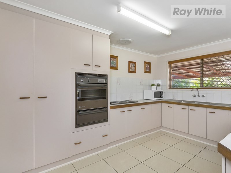 1 Pitman Court, Camira QLD 4300
