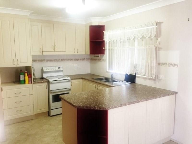 3 Carl Lane, North Ipswich QLD 4305