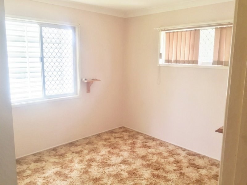 3 Carl Lane, North Ipswich QLD 4305