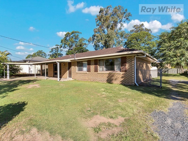 40 Kanangra Street, Redbank Plains QLD 4301