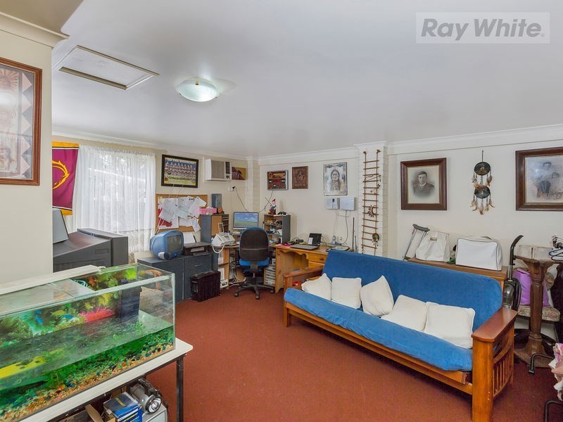 10 Price Close, Redbank Plains QLD 4301