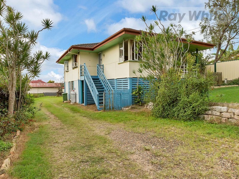 11 Dorricott Crescent, Goodna QLD 4300