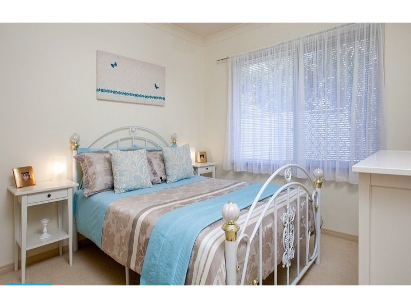 8 Moonbeam Street, Springfield Lakes QLD 4300