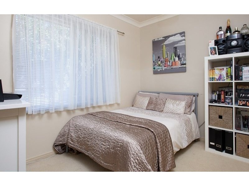 8 Moonbeam Street, Springfield Lakes QLD 4300