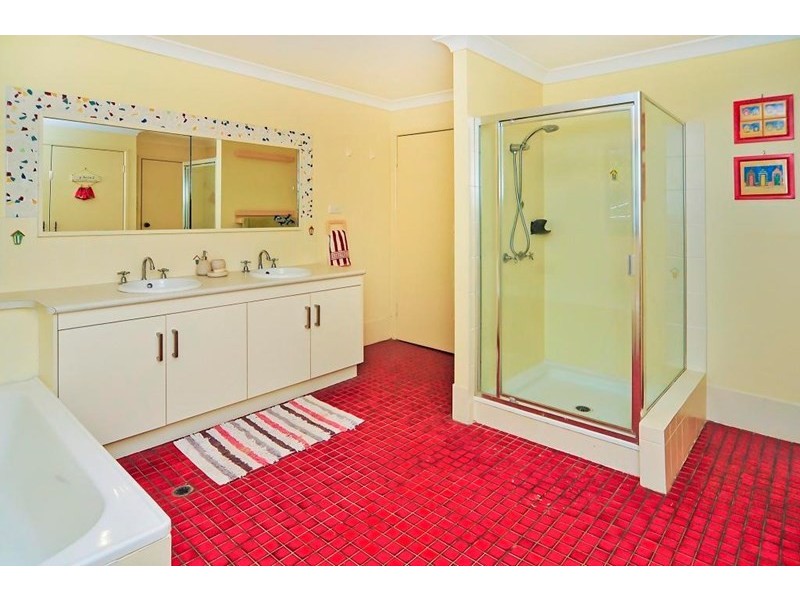 6 Glyn Court, Redbank Plains QLD 4301