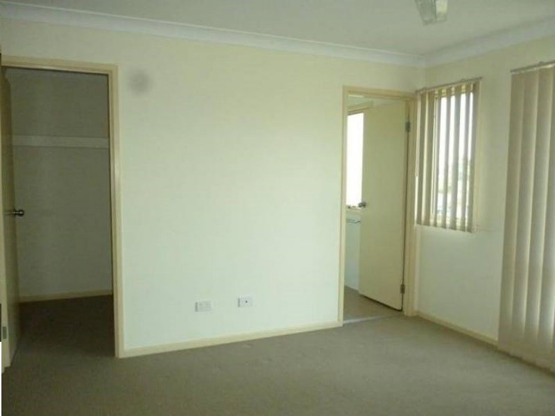 24 Heathwood Place, Collingwood Park QLD 4301