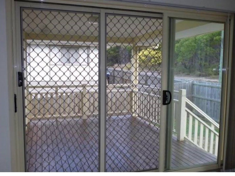 24 Heathwood Place, Collingwood Park QLD 4301