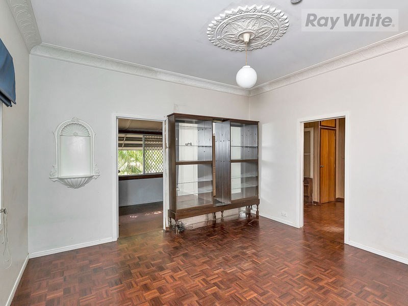 11 Waterford Road, Gailes QLD 4300