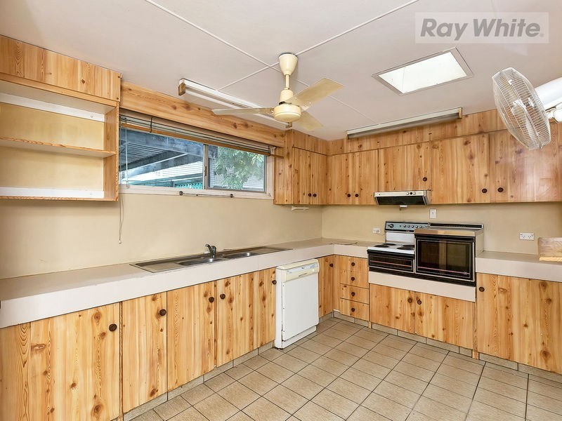 11 Waterford Road, Gailes QLD 4300