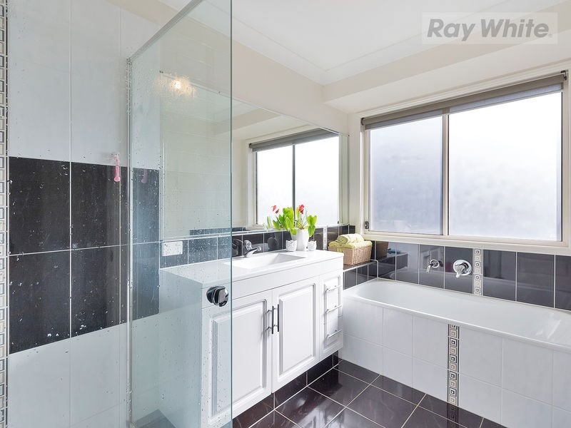6 Ridge View Place, Springfield Lakes QLD 4300