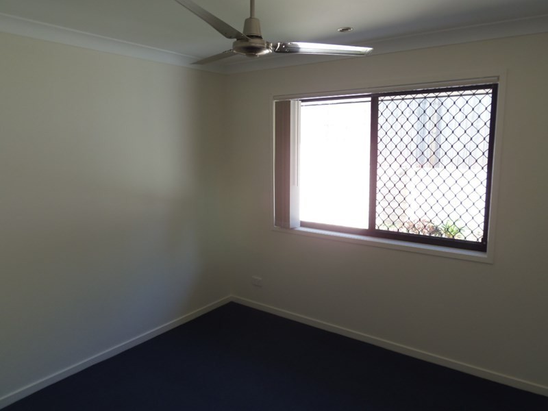 2/21a Willow Road, Redbank Plains QLD 4301