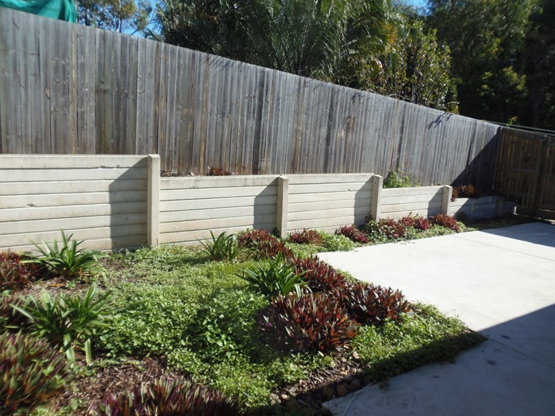 2/21a Willow Road, Redbank Plains QLD 4301