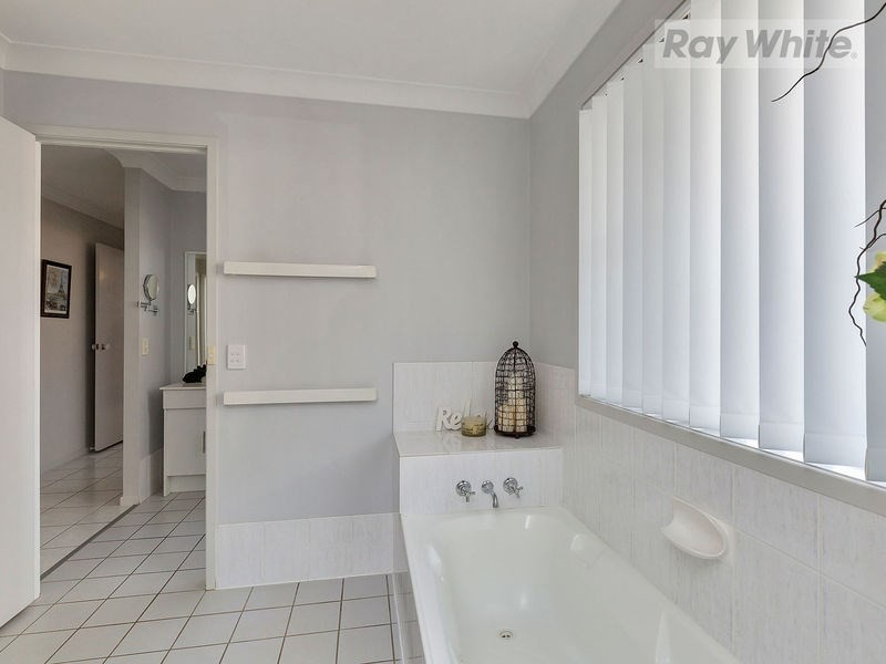 6 McCormack Court, Collingwood Park QLD 4301