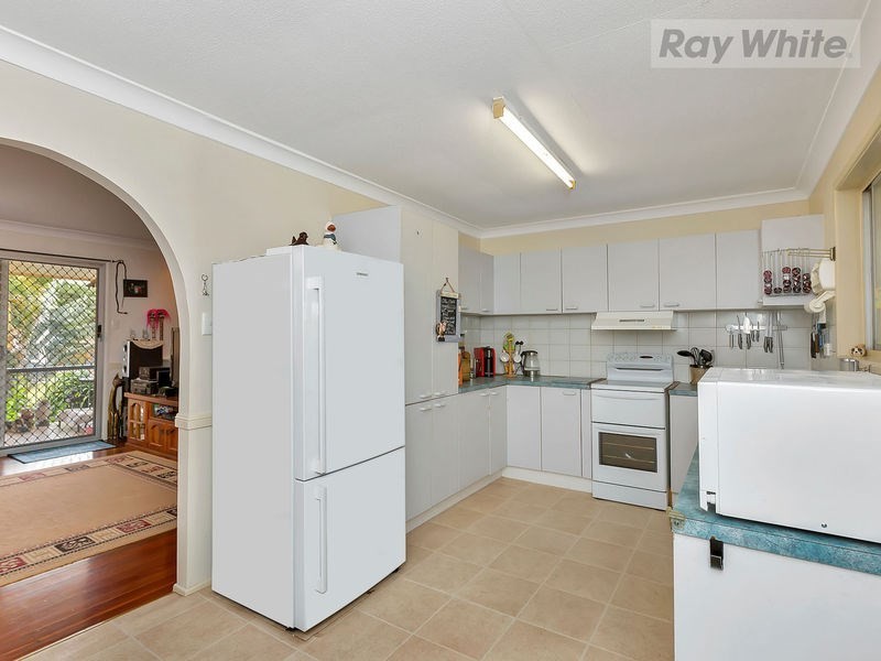 8 Hastings Street, Redbank Plains QLD 4301