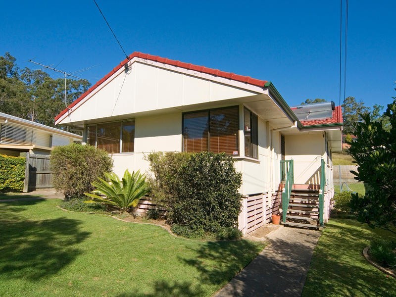 13 Castle Street, Goodna QLD 4300