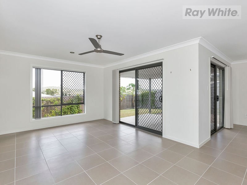 9 Huxley Street, Redbank Plains QLD 4301