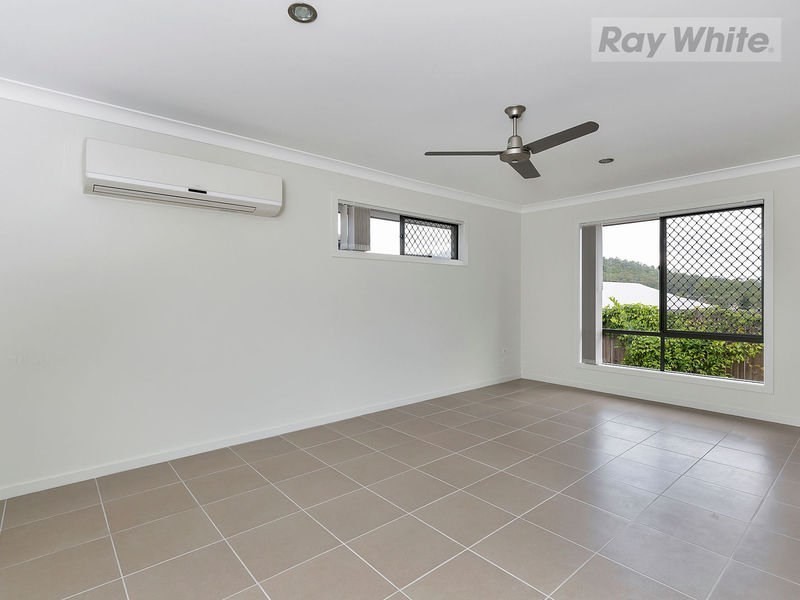 9 Huxley Street, Redbank Plains QLD 4301