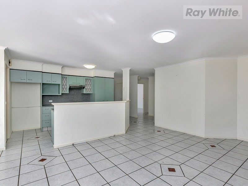 33 Knight Street, Redbank Plains QLD 4301