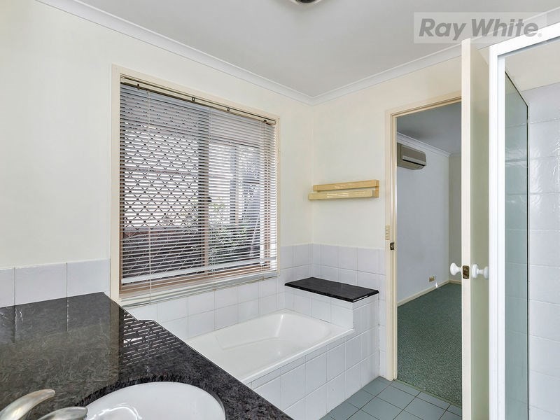 33 Knight Street, Redbank Plains QLD 4301