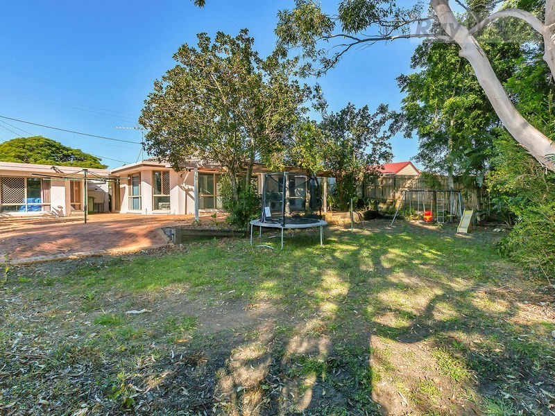 33 Knight Street, Redbank Plains QLD 4301