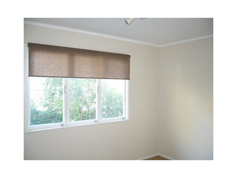 4 McCosker Street, Riverview QLD 4303