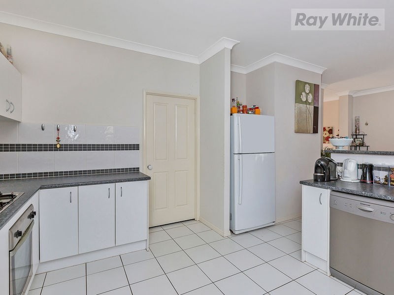 3 Williamson Place, Redbank Plains QLD 4301