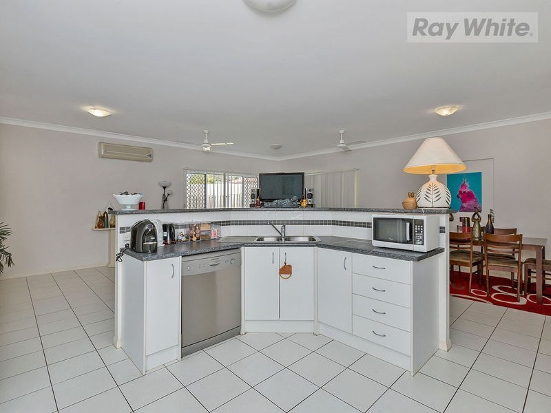 3 Williamson Place, Redbank Plains QLD 4301