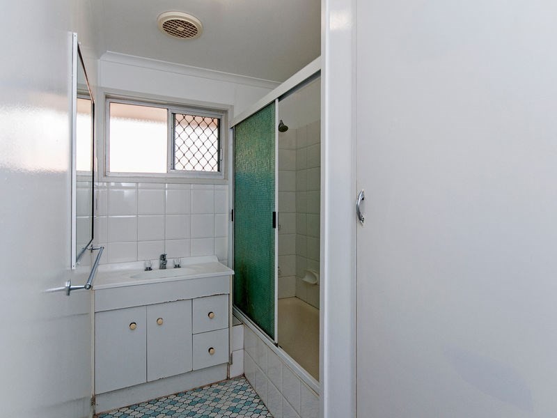 19 Dorricott Crescent, Goodna QLD 4300