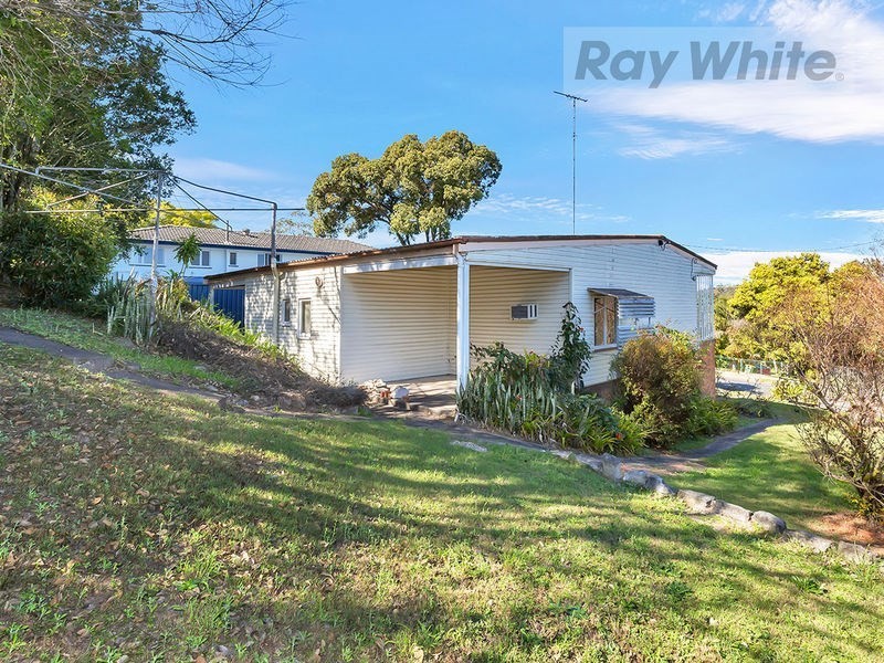 15 Braggan Street, Gailes QLD 4300