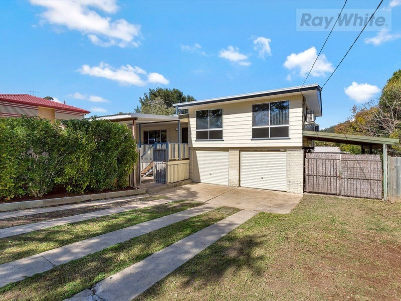 28 Goondoola Street, Redbank Plains QLD 4301