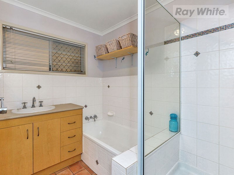 6 Wentworth Court, Redbank Plains QLD 4301