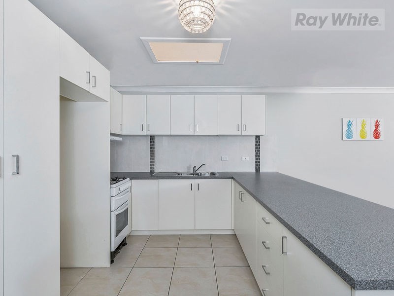 7/5 Spalding Crescent, Goodna QLD 4300