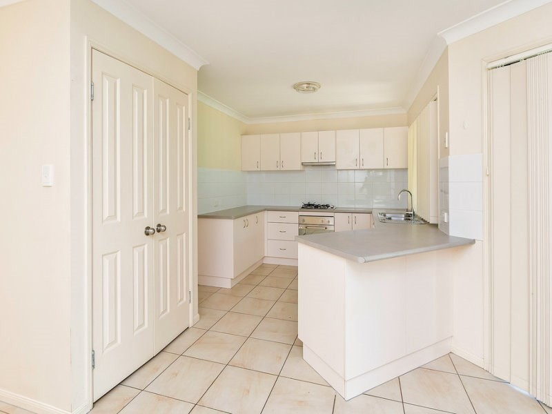 14 Baden Jones Way, North Booval QLD 4304