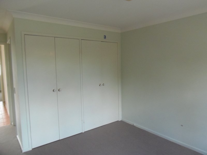 2/236 Redbank Plains Road, Bellbird Park QLD 4300