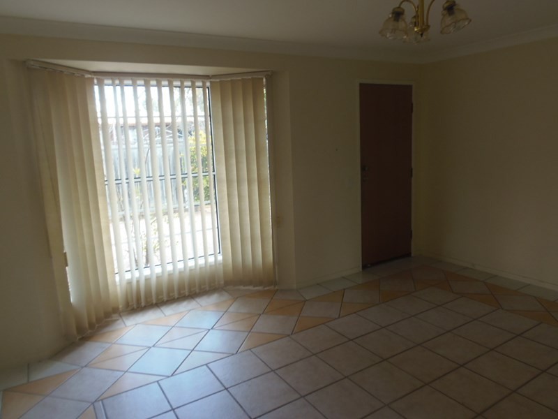 3/236 Redbank Plains Road, Bellbird Park QLD 4300